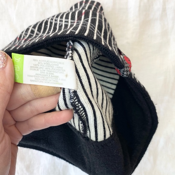 Bula Striped Toque - Picture 5 of 8